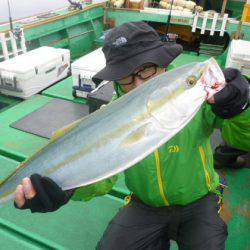 真祐丸 (しんゆうまる) 釣果