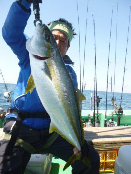 真祐丸 （しんゆうまる） 釣果