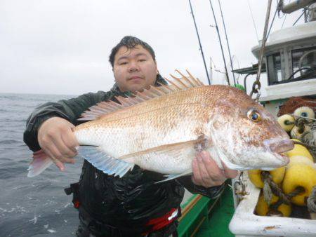真祐丸 (しんゆうまる) 釣果