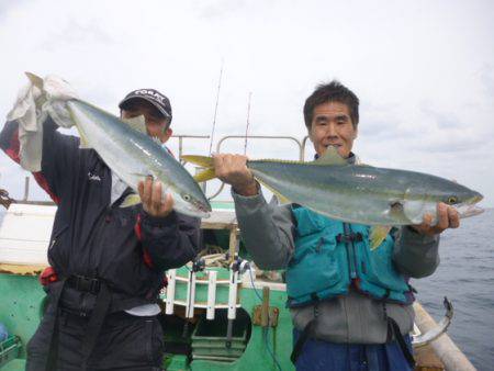 真祐丸 （しんゆうまる） 釣果