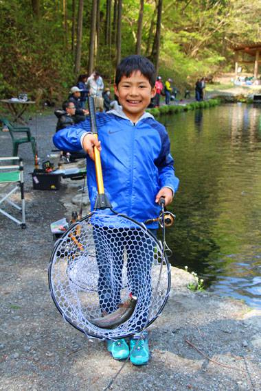 小菅トラウトガーデン 釣果