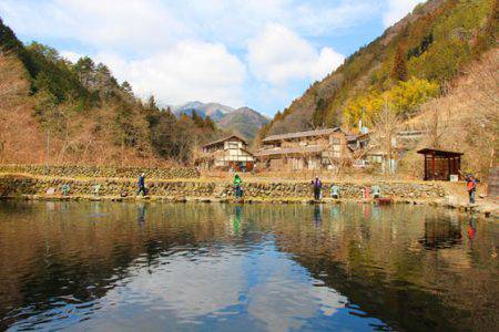 小菅トラウトガーデン 釣果