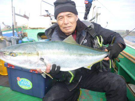 真祐丸 (しんゆうまる) 釣果