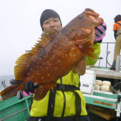 真祐丸 (しんゆうまる) 釣果