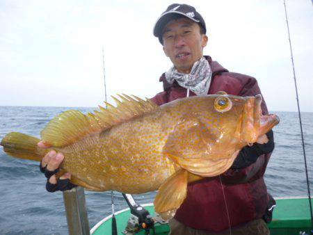 真祐丸 （しんゆうまる） 釣果