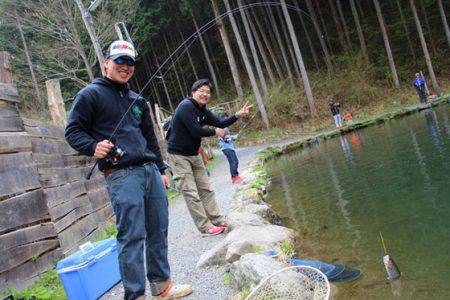 小菅トラウトガーデン 釣果