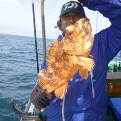 真祐丸 （しんゆうまる） 釣果