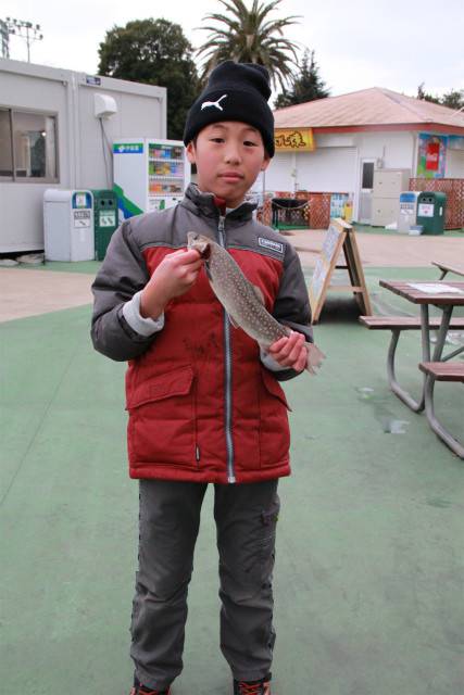 としまえんフィッシングエリア 釣果