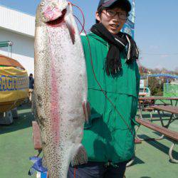としまえんフィッシングエリア 釣果