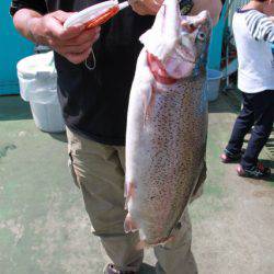 としまえんフィッシングエリア 釣果