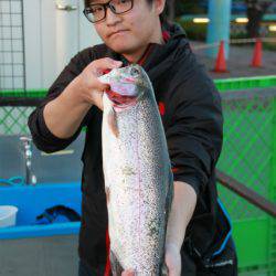 としまえんフィッシングエリア 釣果