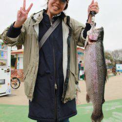 としまえんフィッシングエリア 釣果