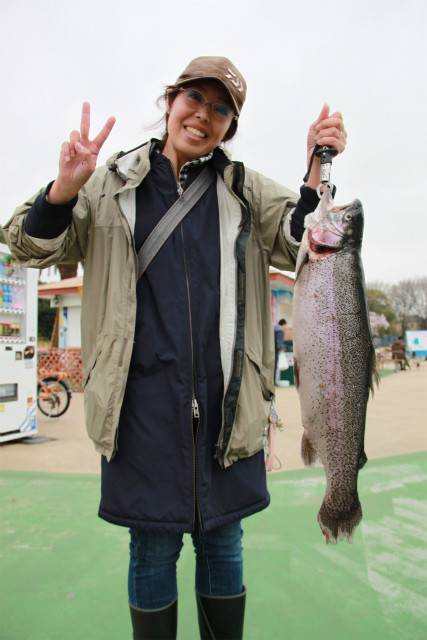 としまえんフィッシングエリア 釣果