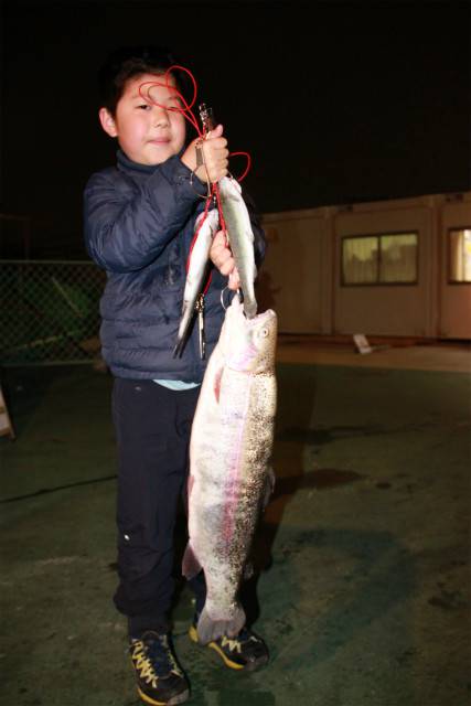 としまえんフィッシングエリア 釣果