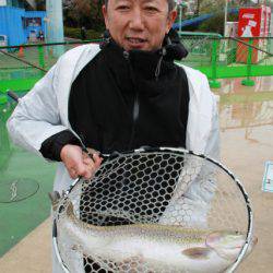 としまえんフィッシングエリア 釣果