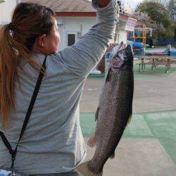 としまえんフィッシングエリア 釣果