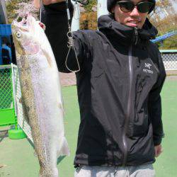 としまえんフィッシングエリア 釣果