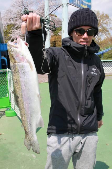 としまえんフィッシングエリア 釣果