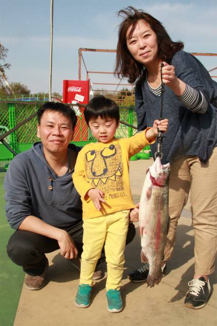 としまえんフィッシングエリア 釣果