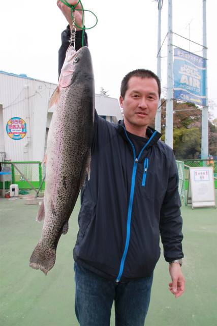 としまえんフィッシングエリア 釣果
