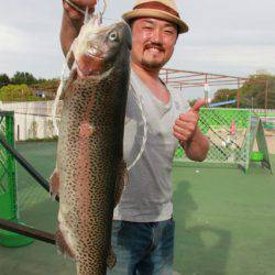 としまえんフィッシングエリア 釣果