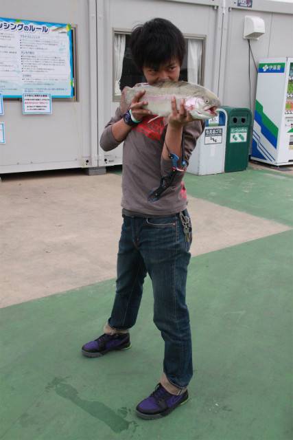 としまえんフィッシングエリア 釣果