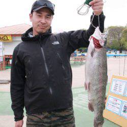 としまえんフィッシングエリア 釣果