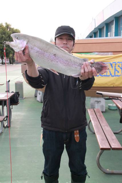 としまえんフィッシングエリア 釣果
