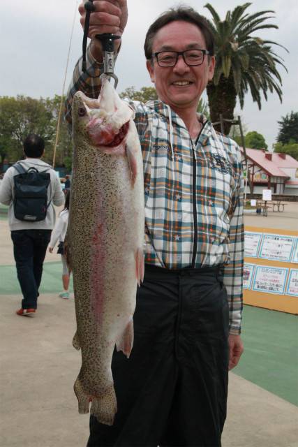 としまえんフィッシングエリア 釣果