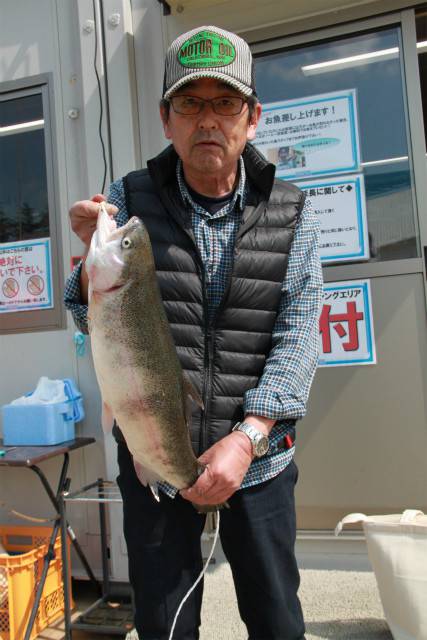 としまえんフィッシングエリア 釣果