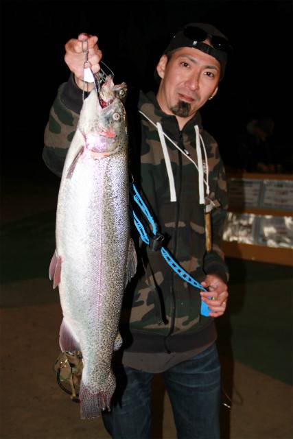 としまえんフィッシングエリア 釣果