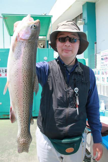 としまえんフィッシングエリア 釣果