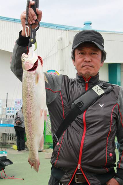 としまえんフィッシングエリア 釣果