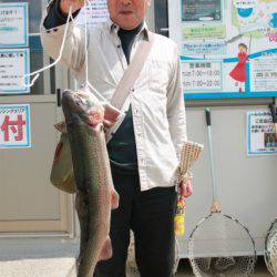 としまえんフィッシングエリア 釣果