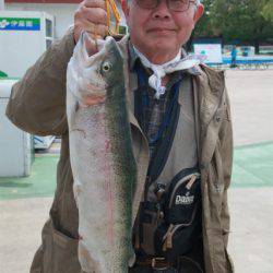 としまえんフィッシングエリア 釣果