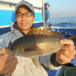 佐衛美丸 釣果