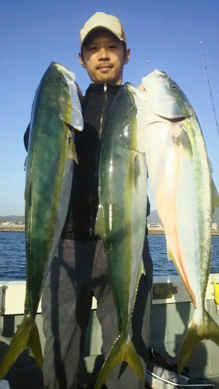 サンマリン 釣果