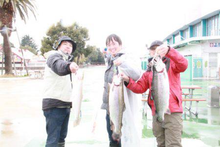 としまえんフィッシングエリア 釣果