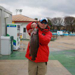 としまえんフィッシングエリア 釣果