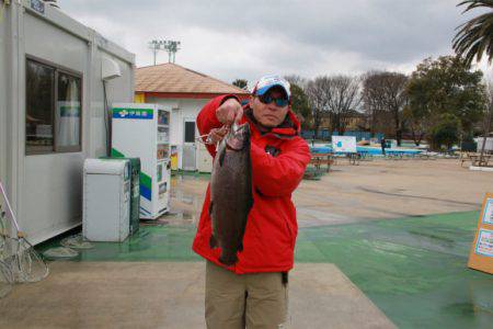 としまえんフィッシングエリア 釣果