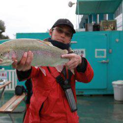 としまえんフィッシングエリア 釣果