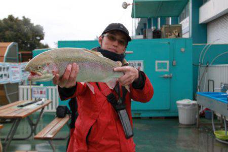 としまえんフィッシングエリア 釣果