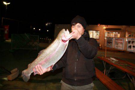 としまえんフィッシングエリア 釣果