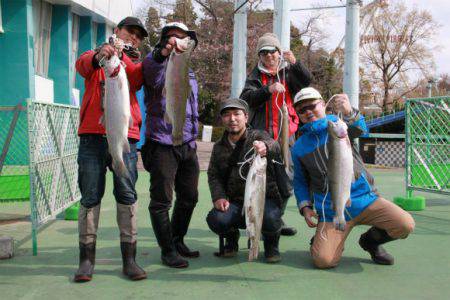 としまえんフィッシングエリア 釣果