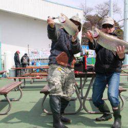としまえんフィッシングエリア 釣果
