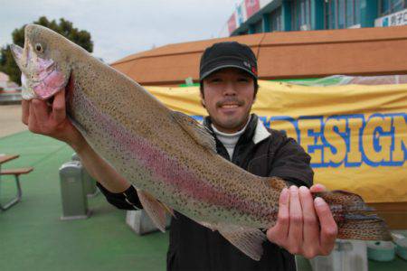 としまえんフィッシングエリア 釣果