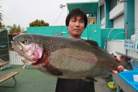 としまえんフィッシングエリア 釣果