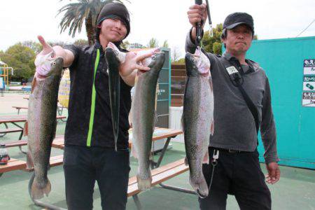 としまえんフィッシングエリア 釣果