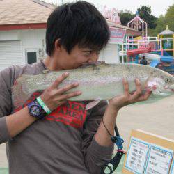 としまえんフィッシングエリア 釣果