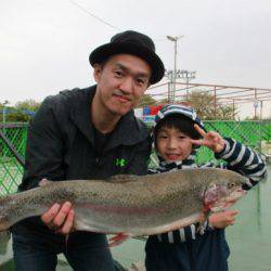 としまえんフィッシングエリア 釣果